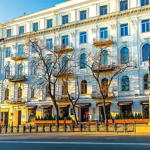 3* Otel Rustaveli
